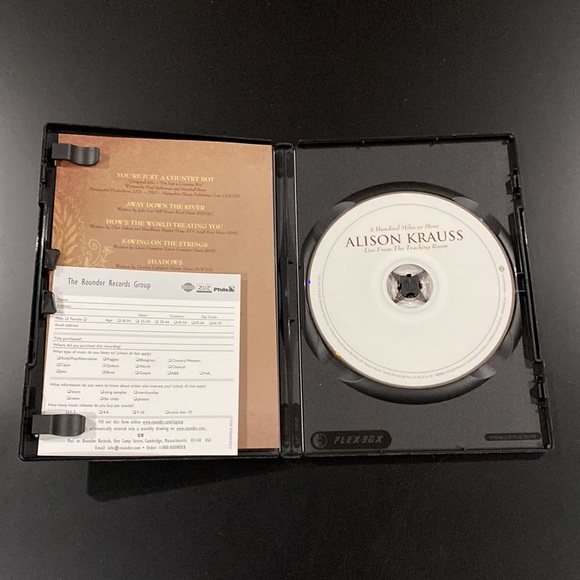 Alison Krauss: A Million Miles or More - Music DVD - Picture 3 of 4